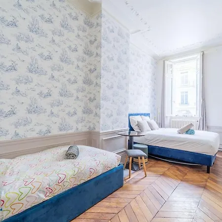 公寓 3bdr & 2 Bathrooms Next To Champs Elysees, Opera